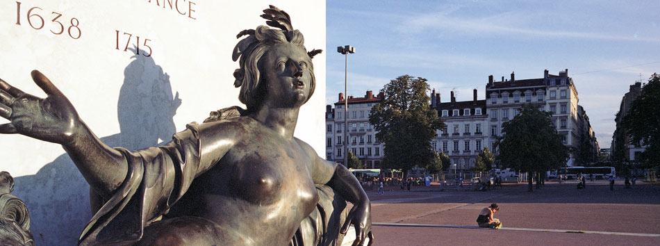 Mercredi 20 août 2008 (2), place Bellecour, à Lyon.