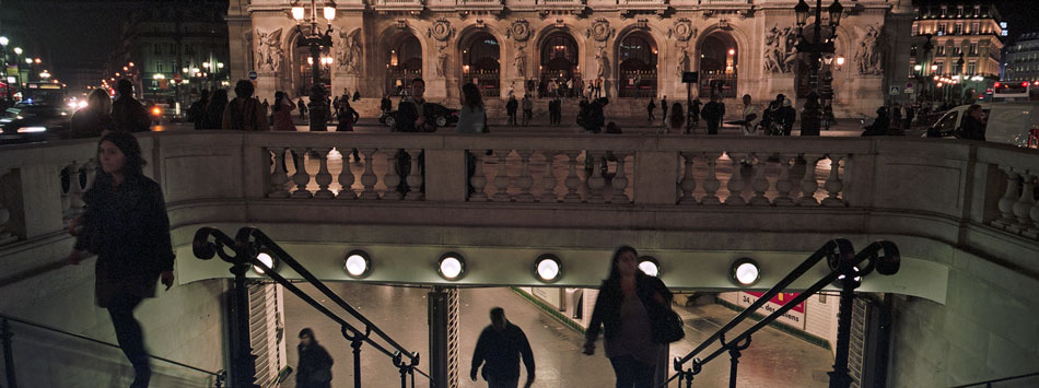 Mardi 23 septembre 2008 (3), place de l'Opéra, à Paris.