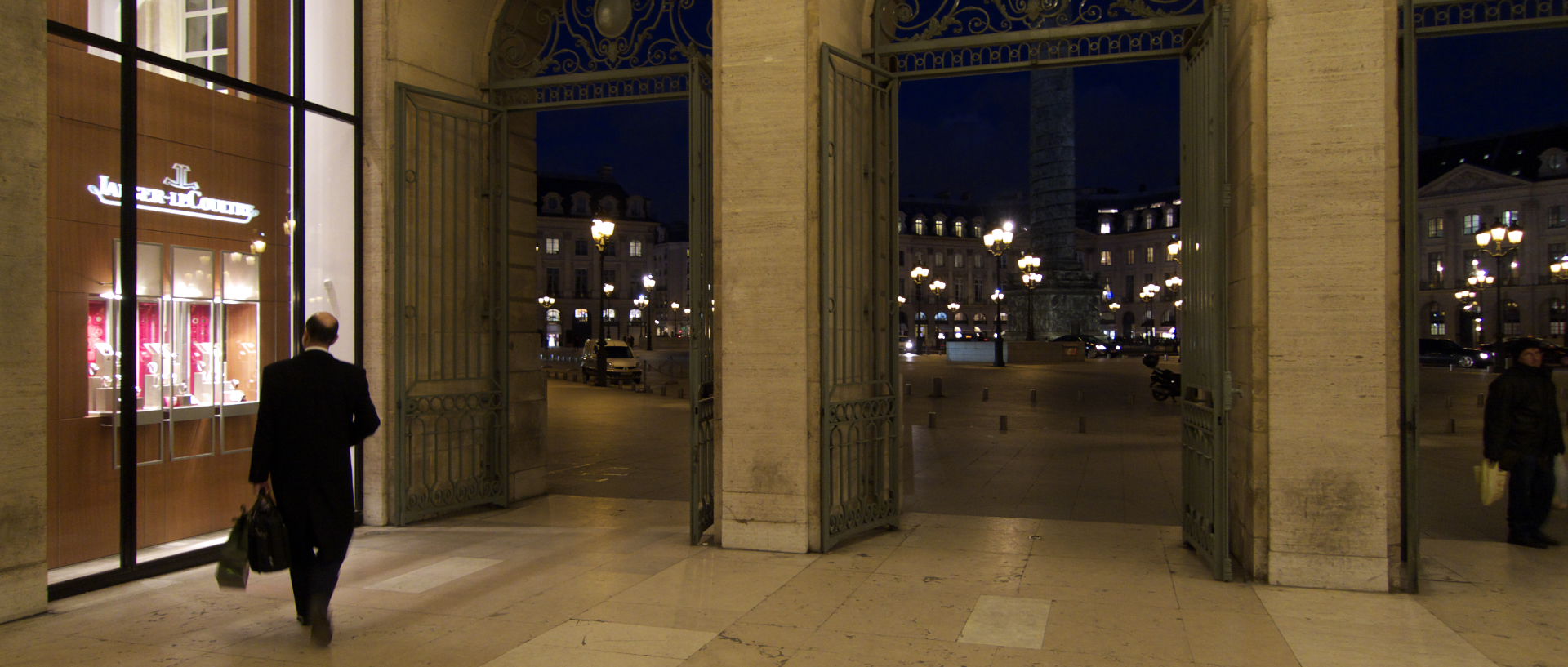 Jeudi 12 février 2009, 18:43, passage Vendôme, à Paris.