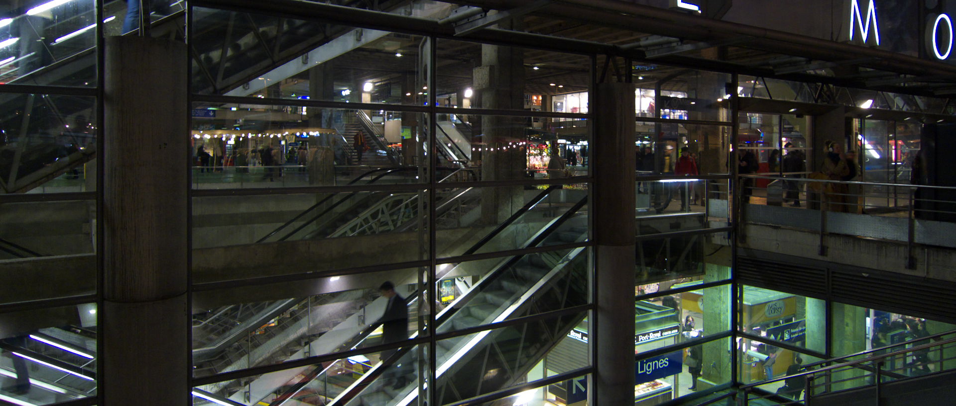 Mardi 17 février 2009, 19:11, gare Montparnasse, à Paris.