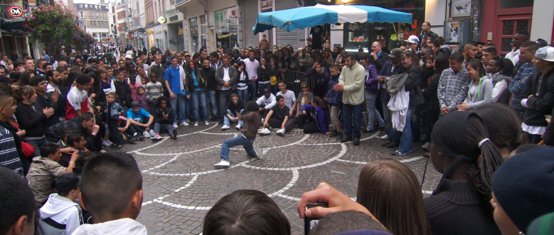 Photo de la fête de la musique, Lille, rue du Secrétaire-Arembault.