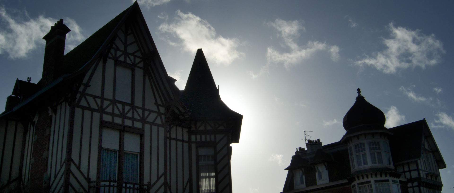 Photo de paysage urbain, Croix, rue Jean-Jaurès.