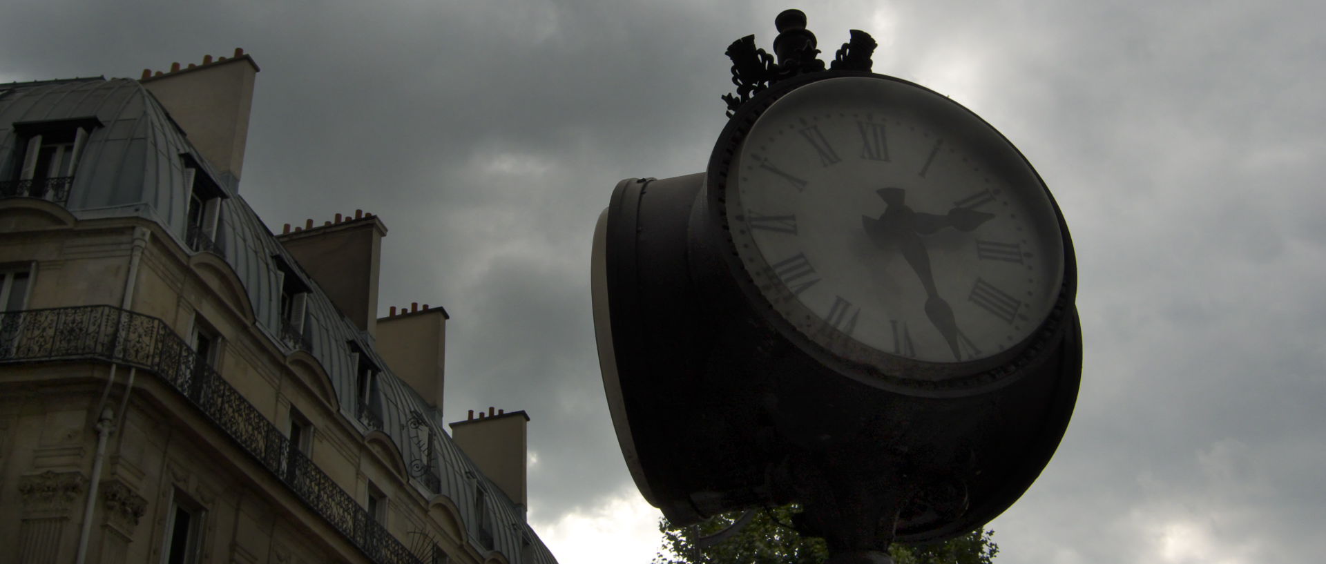 Photo de paysage urbain, Paris, place Saint-Michel.