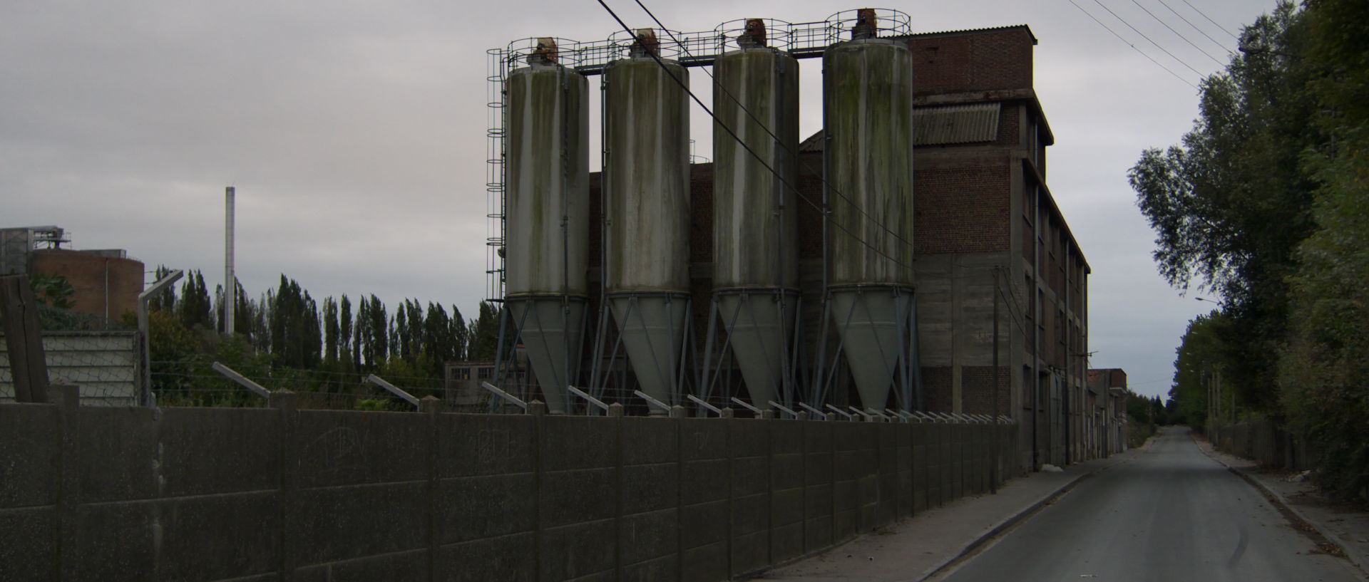 Photo de paysage industriel, Marquette-lez-Lille, rue Jean-de-La-Fontaine.