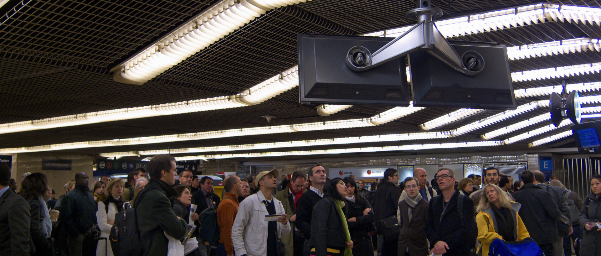 Photo dans une gare, Paris, gare de Lyon.