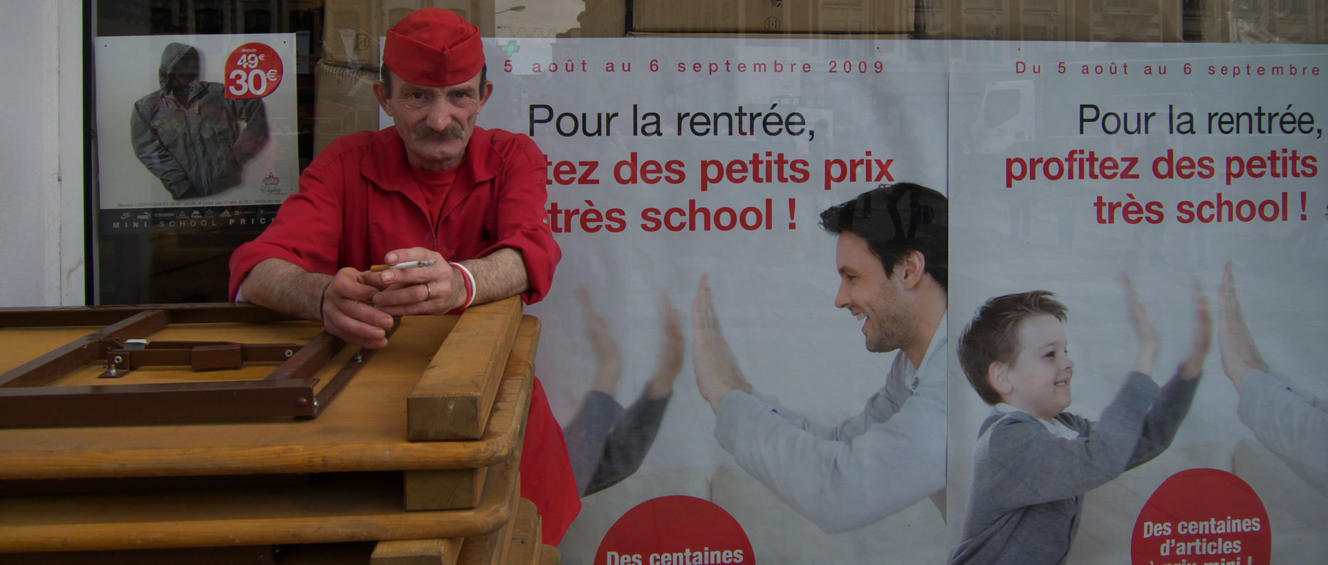 Photo de scène de rue, Lille, place Rihour.