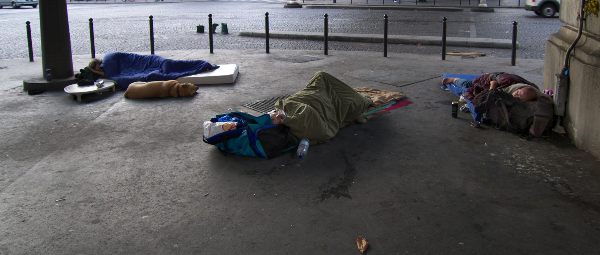 Photo de scène de rue, Paris, carrefour Sèvres-Lecourbe.