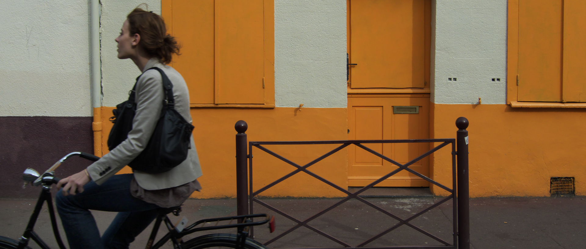 Photo de scène de rue, Lille, Wazemmes, rue Charles-Quint.