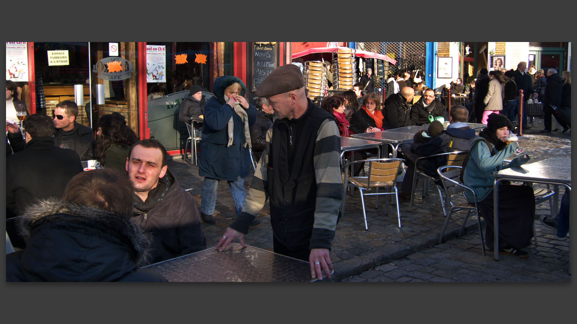 Parvis de Croix, à Wazemmes, Lille.