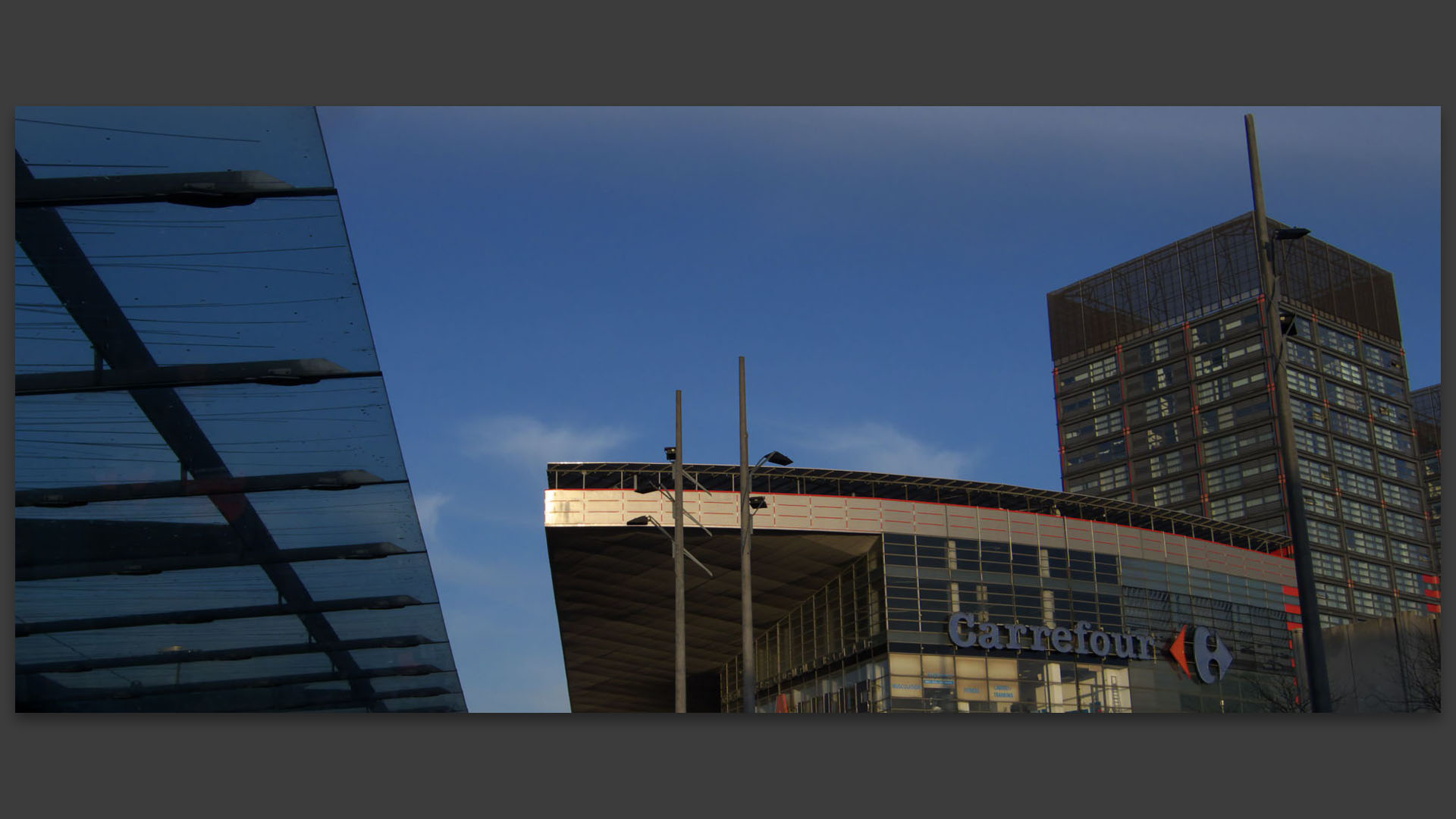 Euraliile, place de la Gare, à Lille.