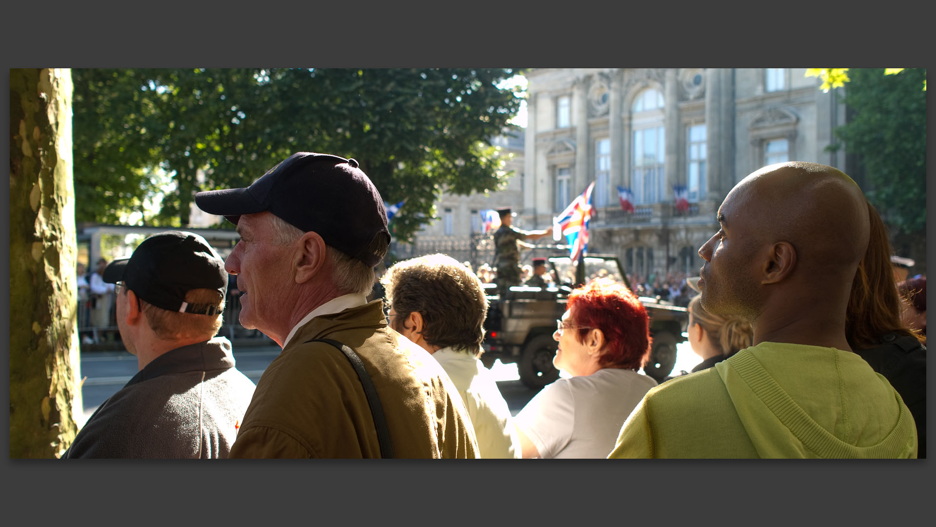 Pendant le défilé militaire du 14 juillet, boulevard de la Liberté, à Lille.