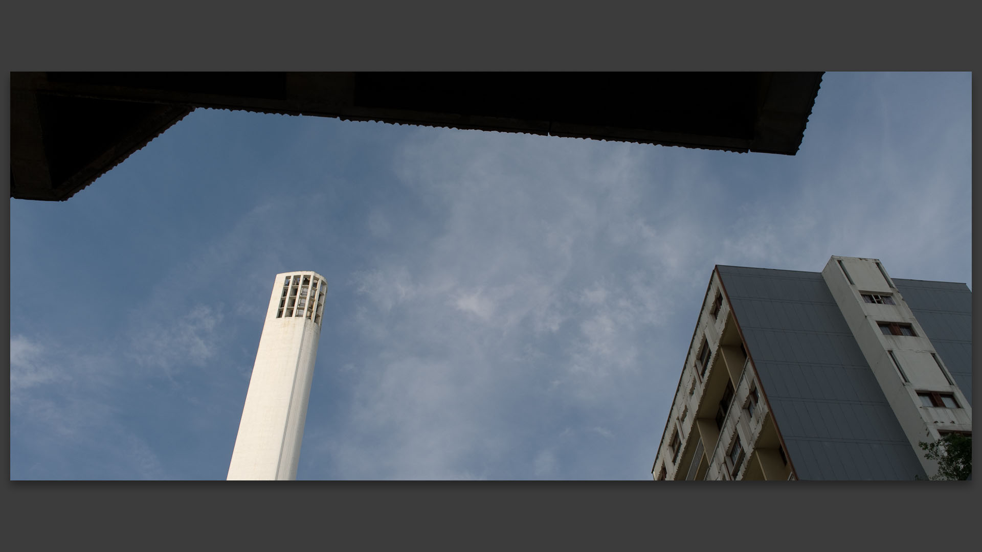 Cheminée du quartier Beaugrenelle, à Paris.