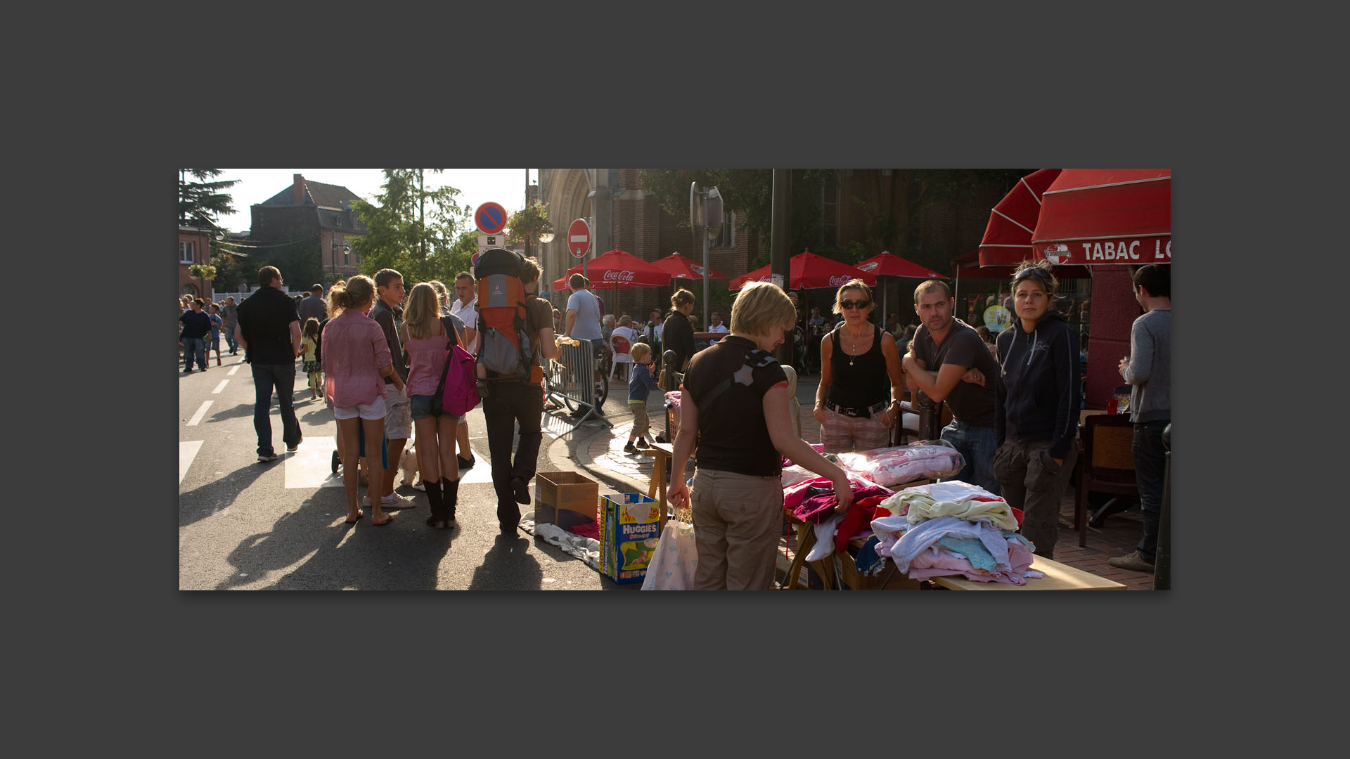 Braderie de la Saint-Gilles, rue Jean-Jaurès, à Croix.