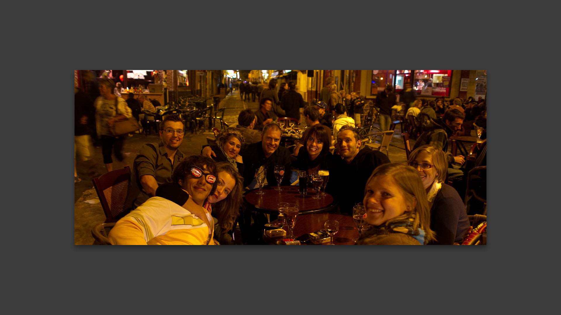 Braderie festive suite, terrasse du Relax, à Wazemmes, Lille.