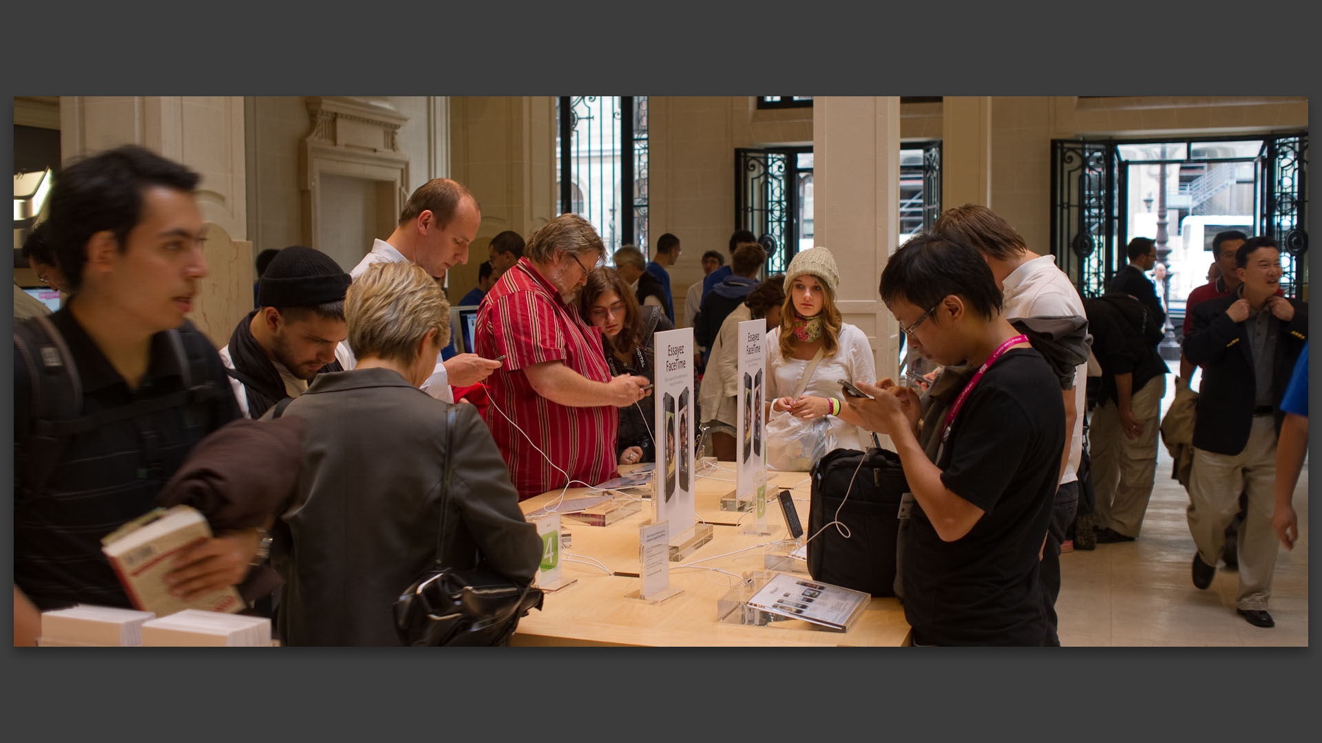 Apple store, rue Halévy, à Paris.