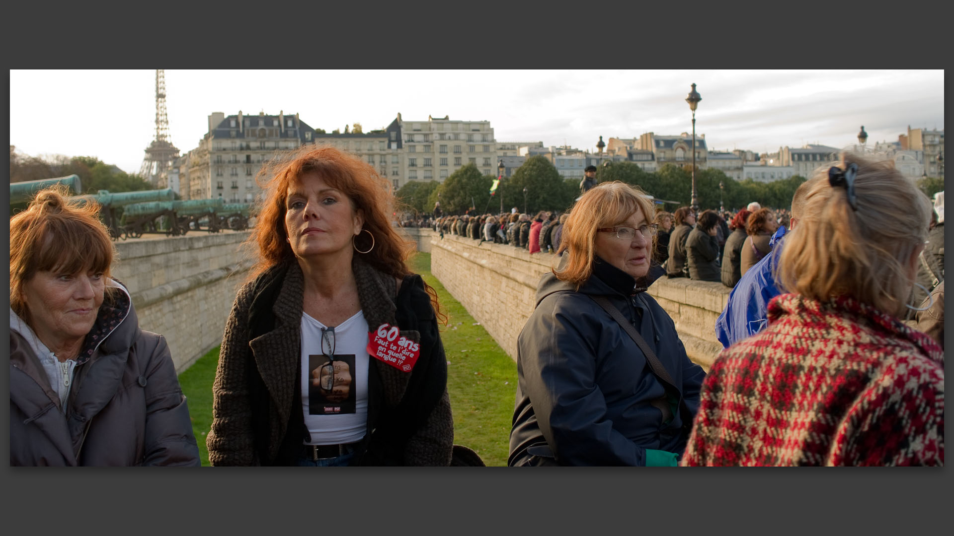 Manifestantes contre la réforme des retraites, place de Invalides, à Paris.