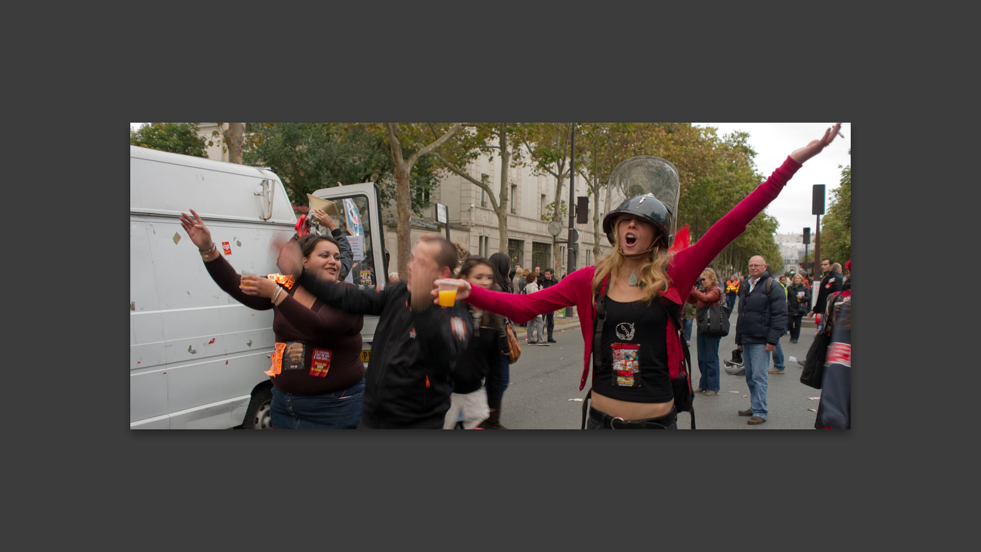 Manifestants de la CGT contre la réforme des retraites, boulevard des Invalides, à Paris.