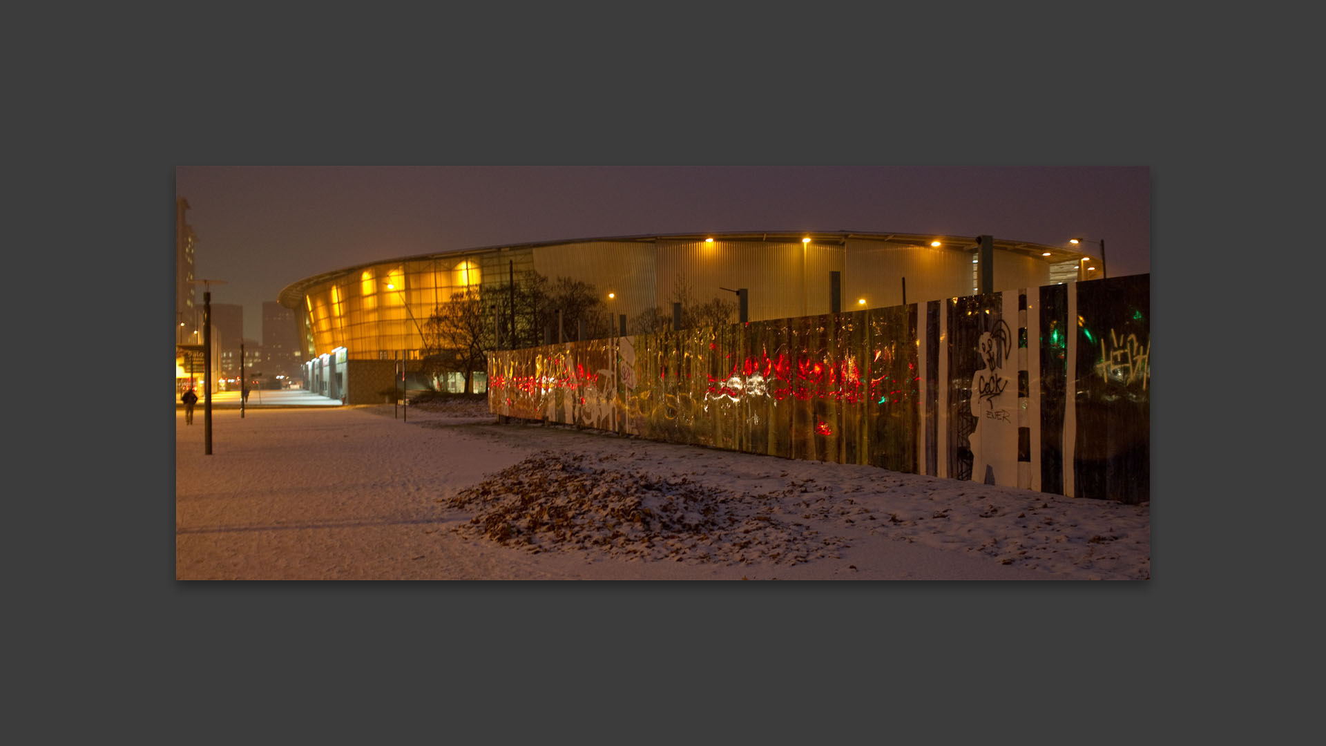 Le Zénith sous la neige, à Lille.