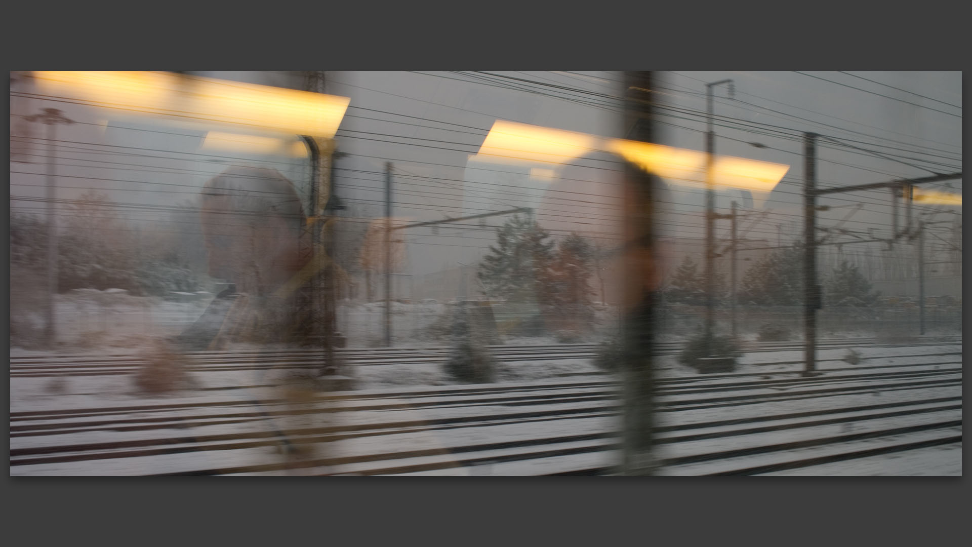 Dans le TGV Paris Lille.