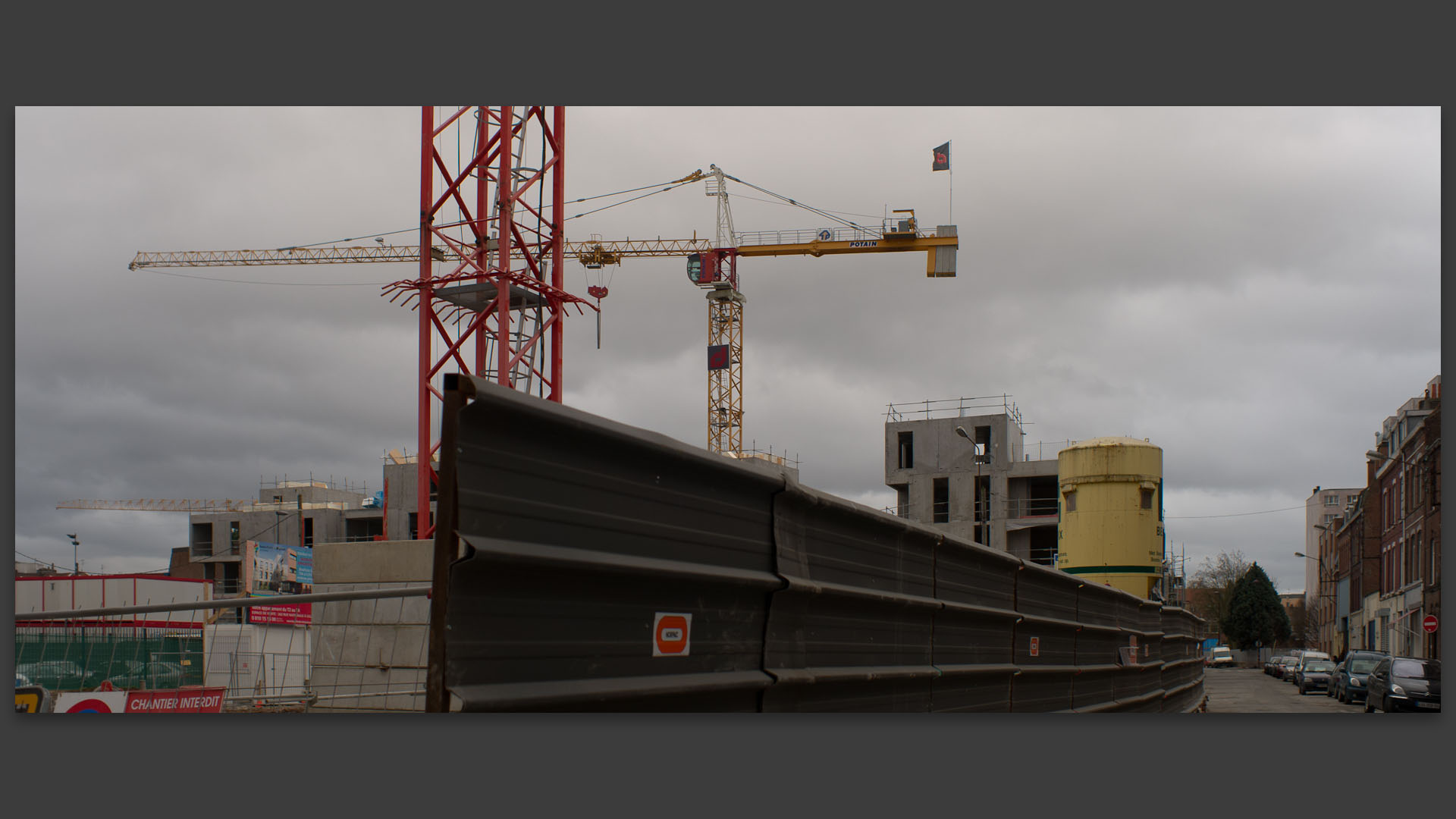 Chantier, rue Paul-Lafargue, à Wazemmes, Lille.