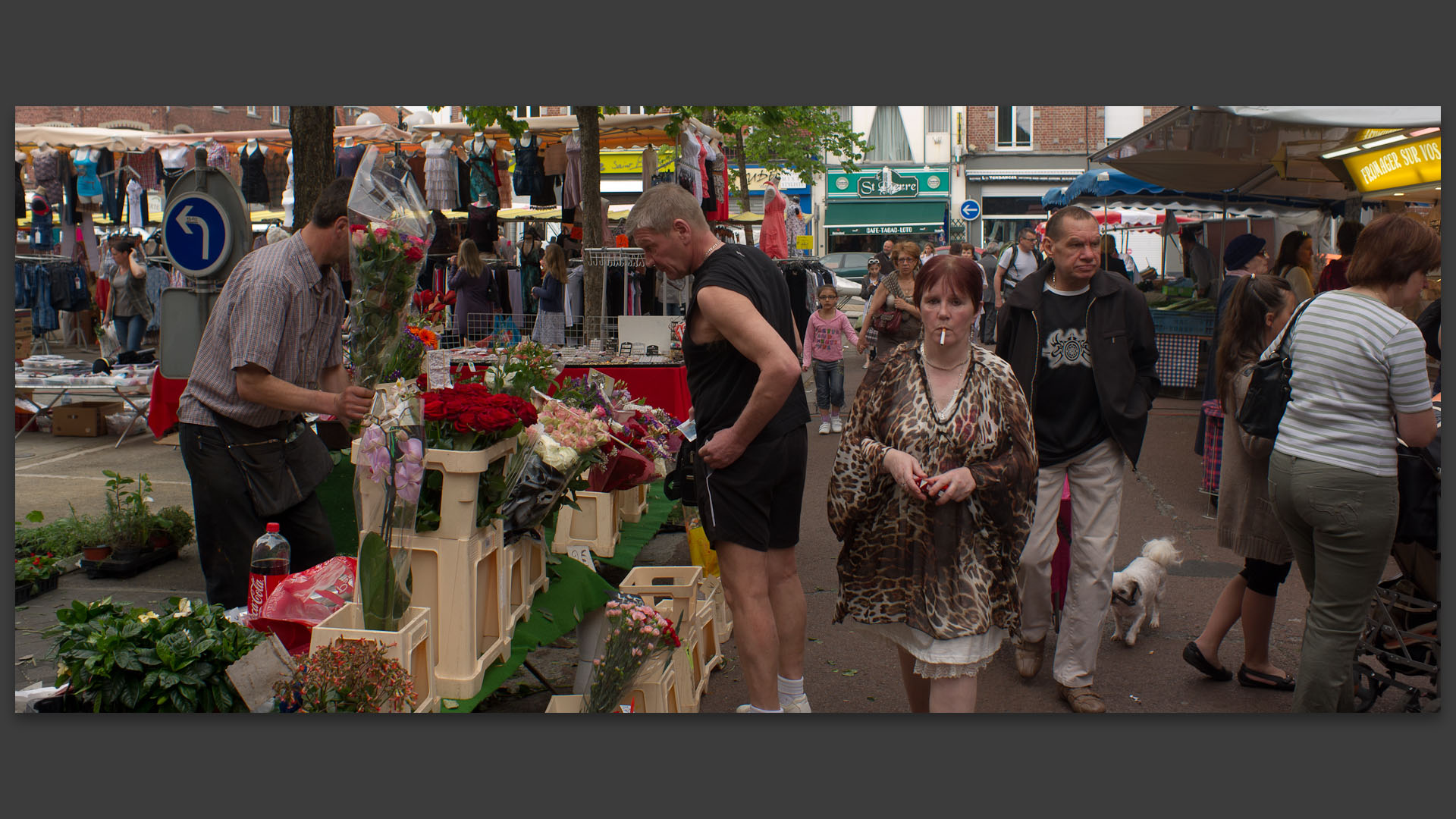 Au marché Saint-Pierre, place de la Liberté, à Croix.