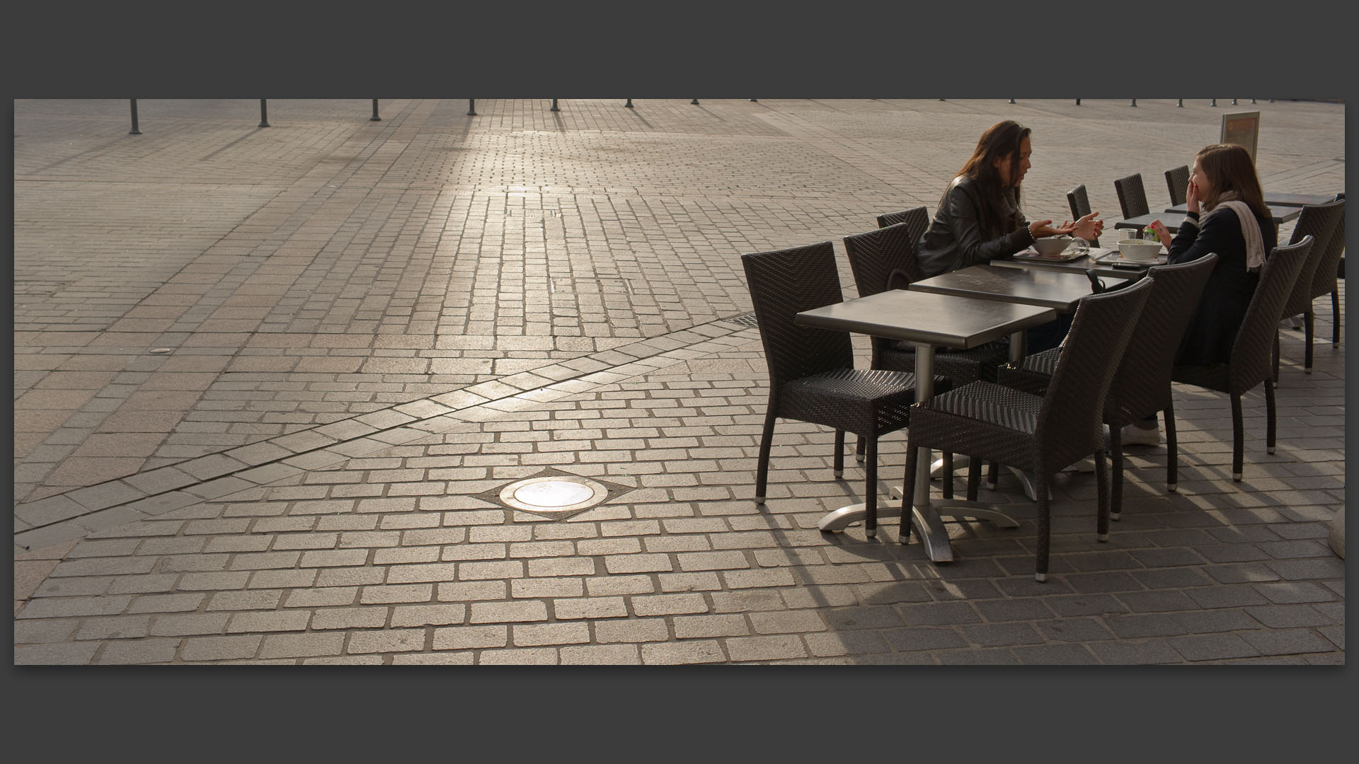 Terrasse, place du Général-de-Gaulle, à Lille.