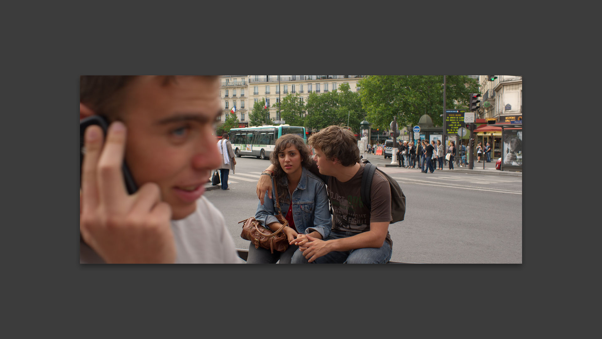 Flirt, boulevard du Montparnasse, à Paris.