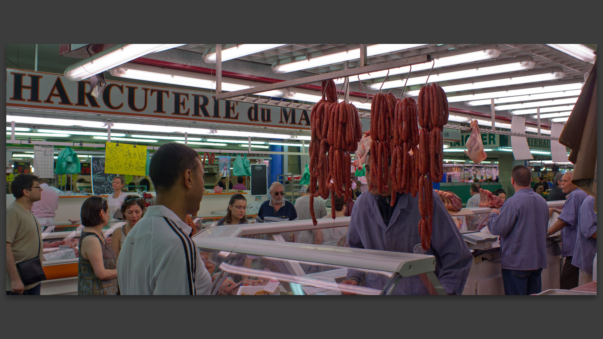 Le marché du centre, à Nanterre.