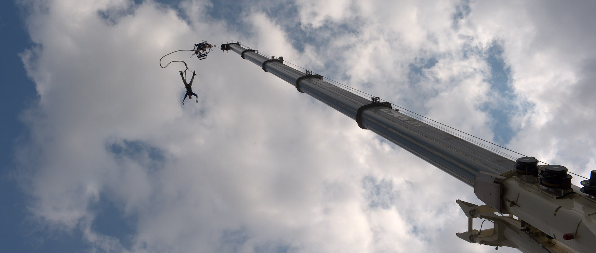 Saut à l'élastique, à Tourcoing plage.