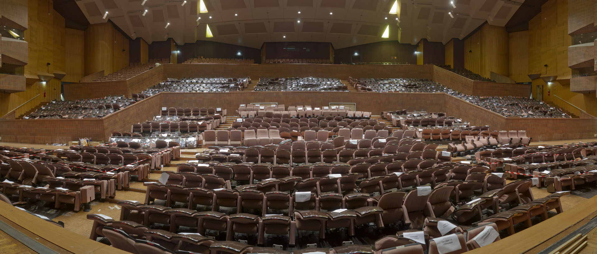 La salle de l'Orchestre national de Lille, au Nouveau Siècle, avant rénovation.