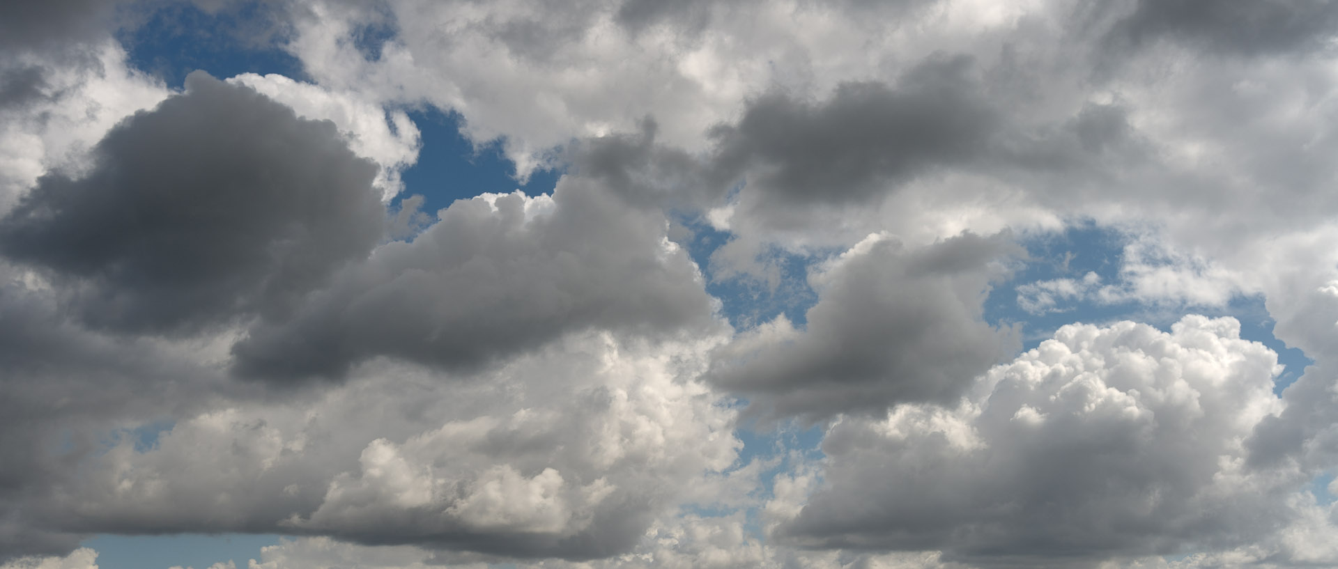 Nuages sur le plateau de Saclay.