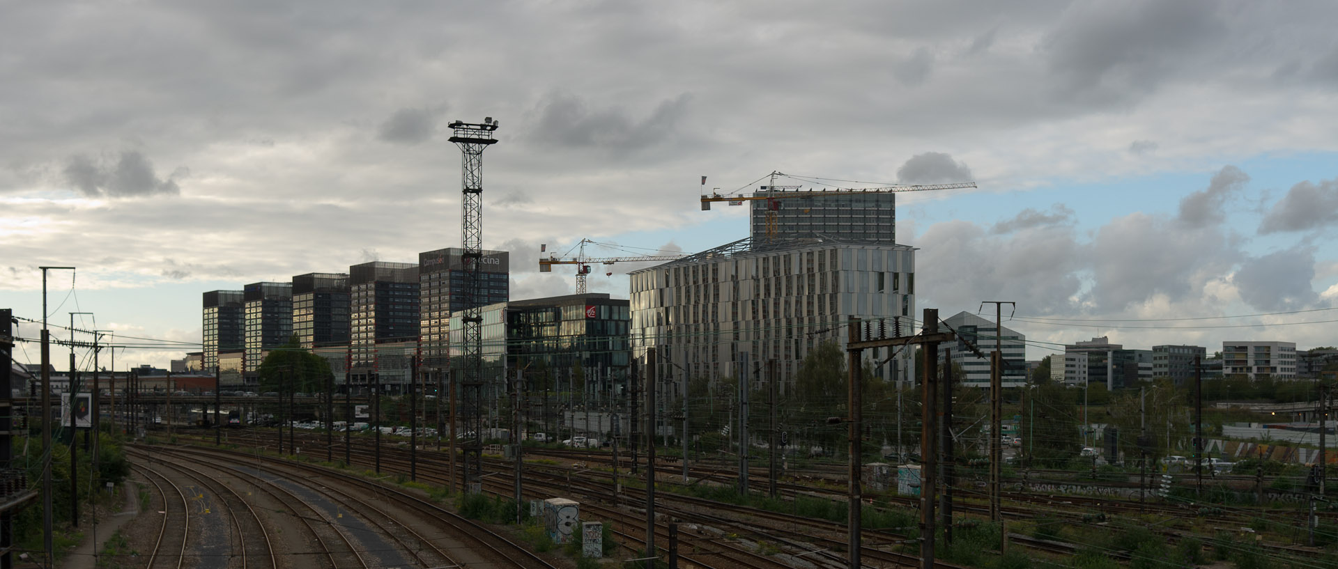 Euralille, vu du pont de Fives, à Lille.