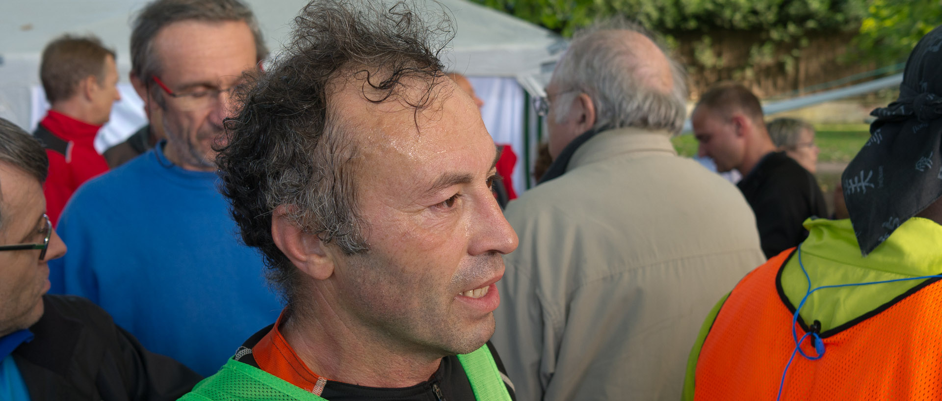 Cinq minutes après l'arrivée des 28 heures de Roubaix à la marche, parc Barbieux.