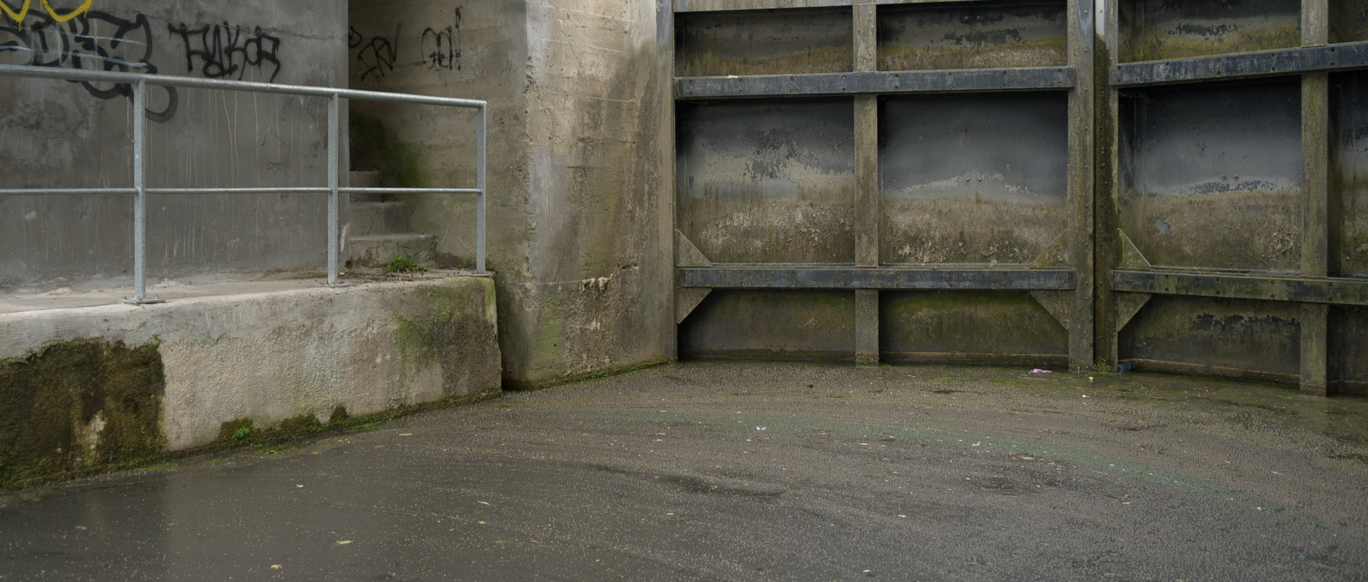 Ecluse sur le canal de Roubaix, impasse du Triest, à Wasquehal.