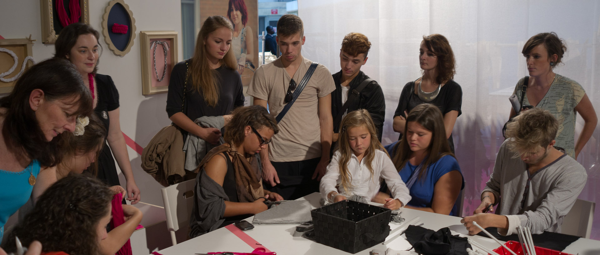 Atelier aux 48 heures des maisons de mode, gare Saint-Sauveur, à Lille.