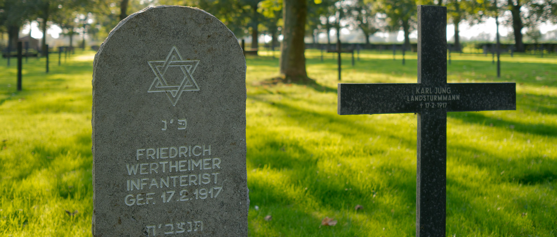 Cimetière militaire allemand, à Wambrechies.