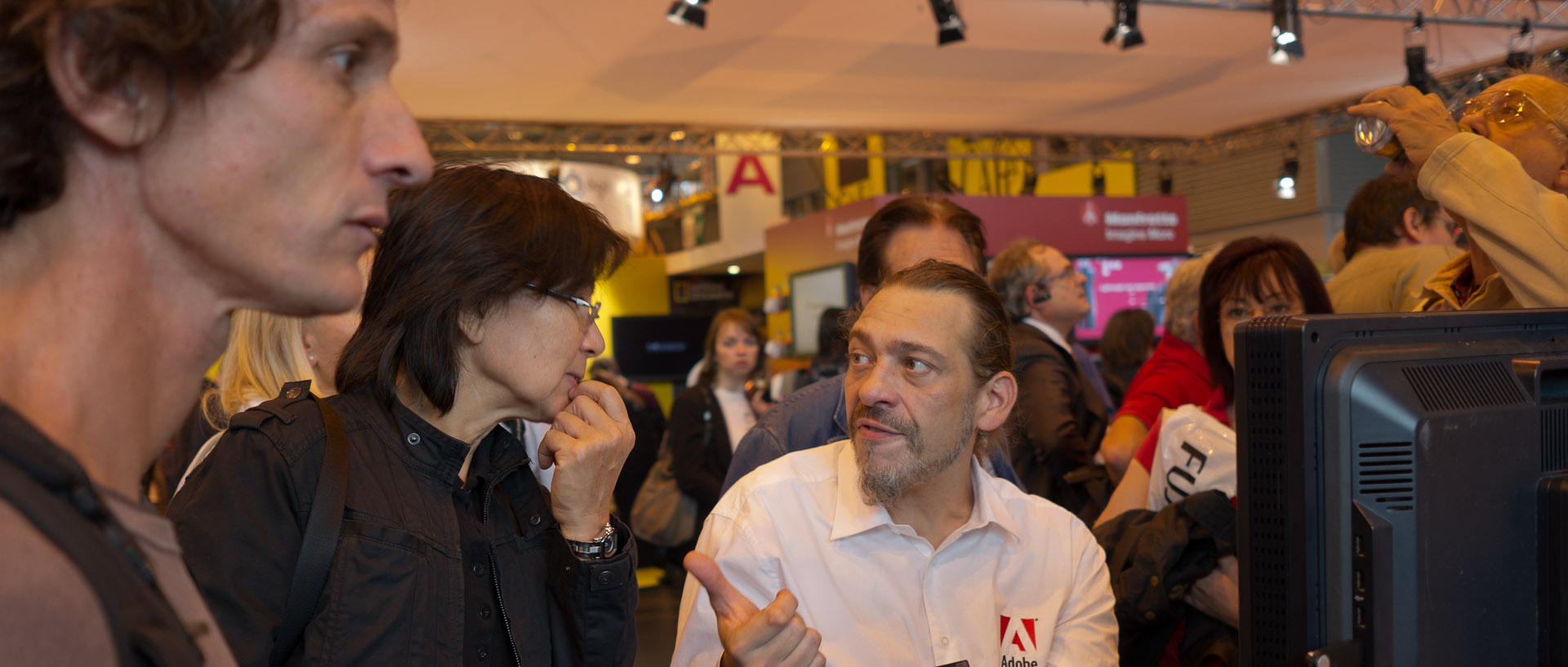 Au salon de la photo, porte de Versailles, à Paris.