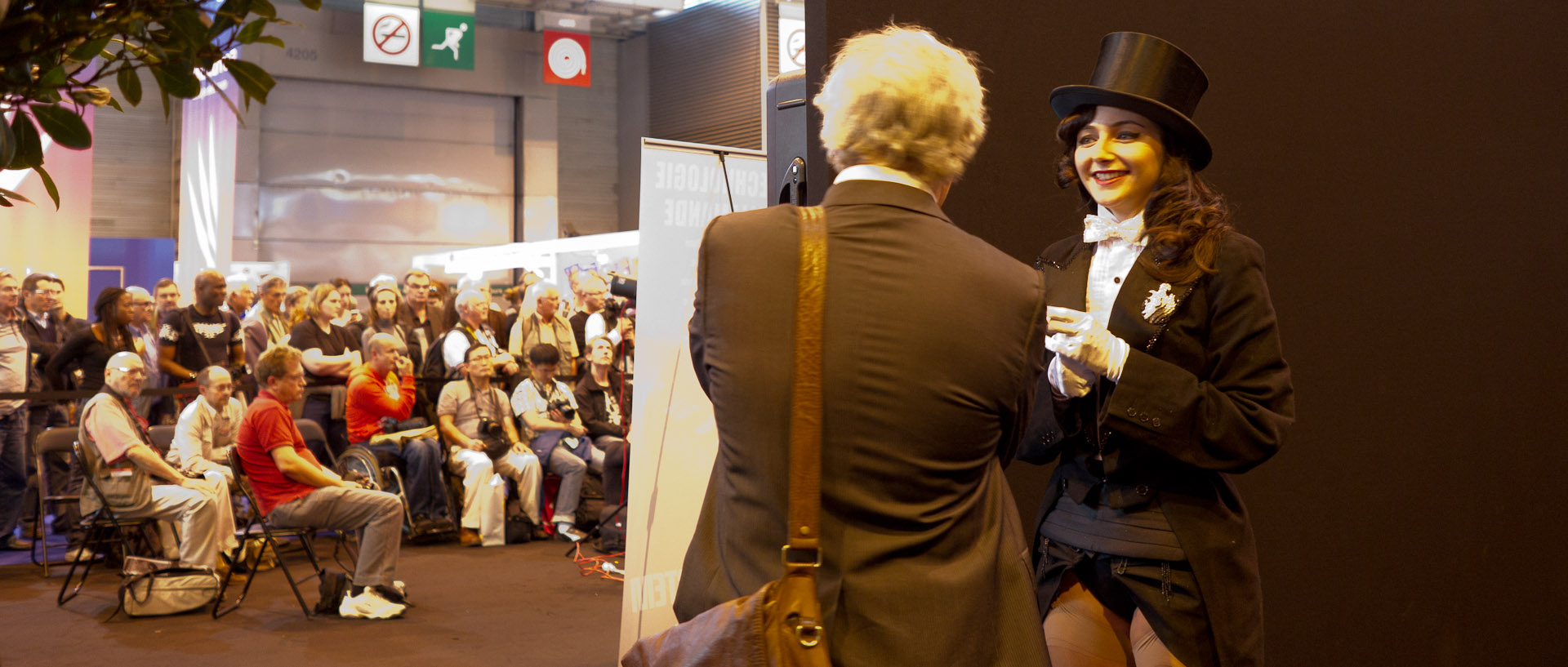 Au salon de la photo, porte de Versailles, à Paris.