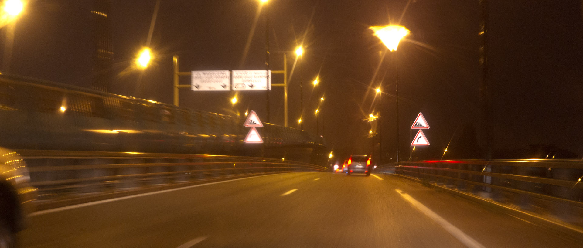 Voie rapide urbaine, à Lille.