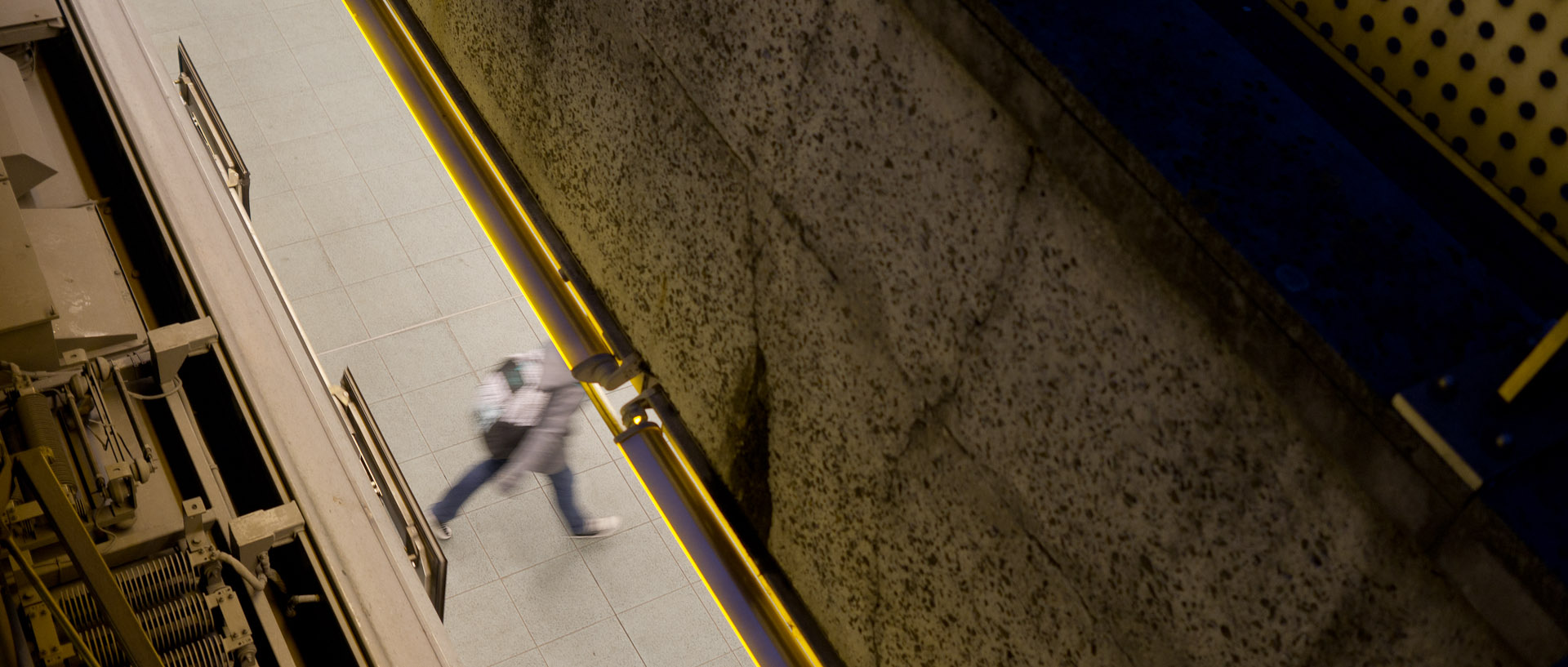 En descendant du tramway, station Lille Europe.