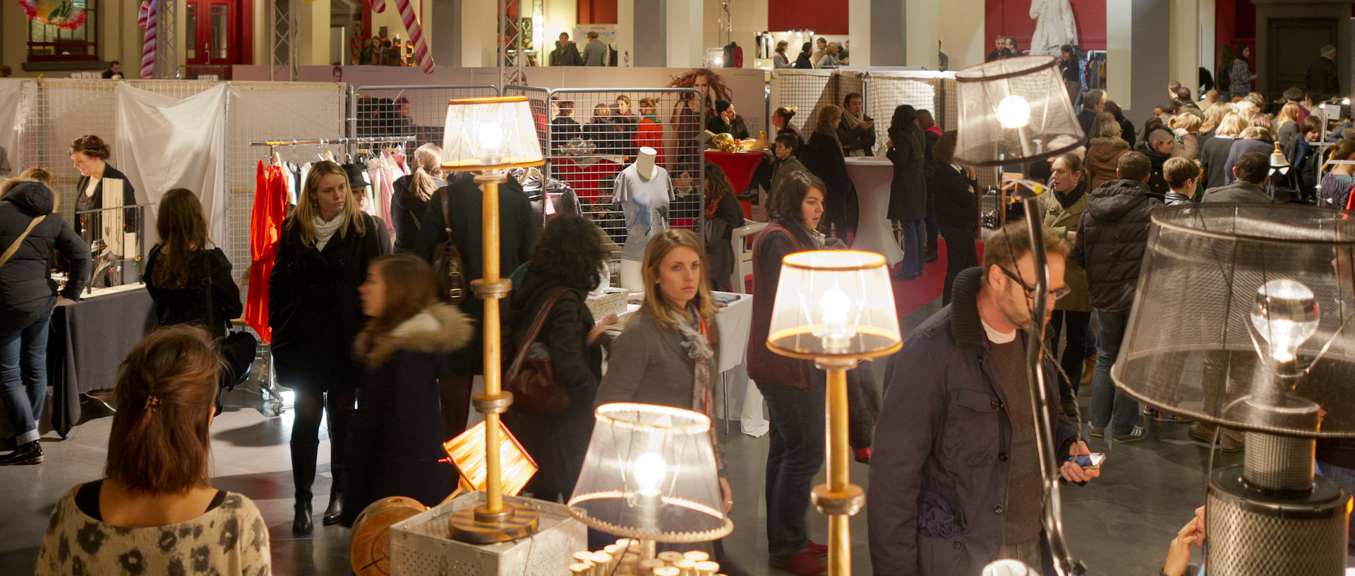 Le marché des modes, à l'ENSAIT, à Roubaix.