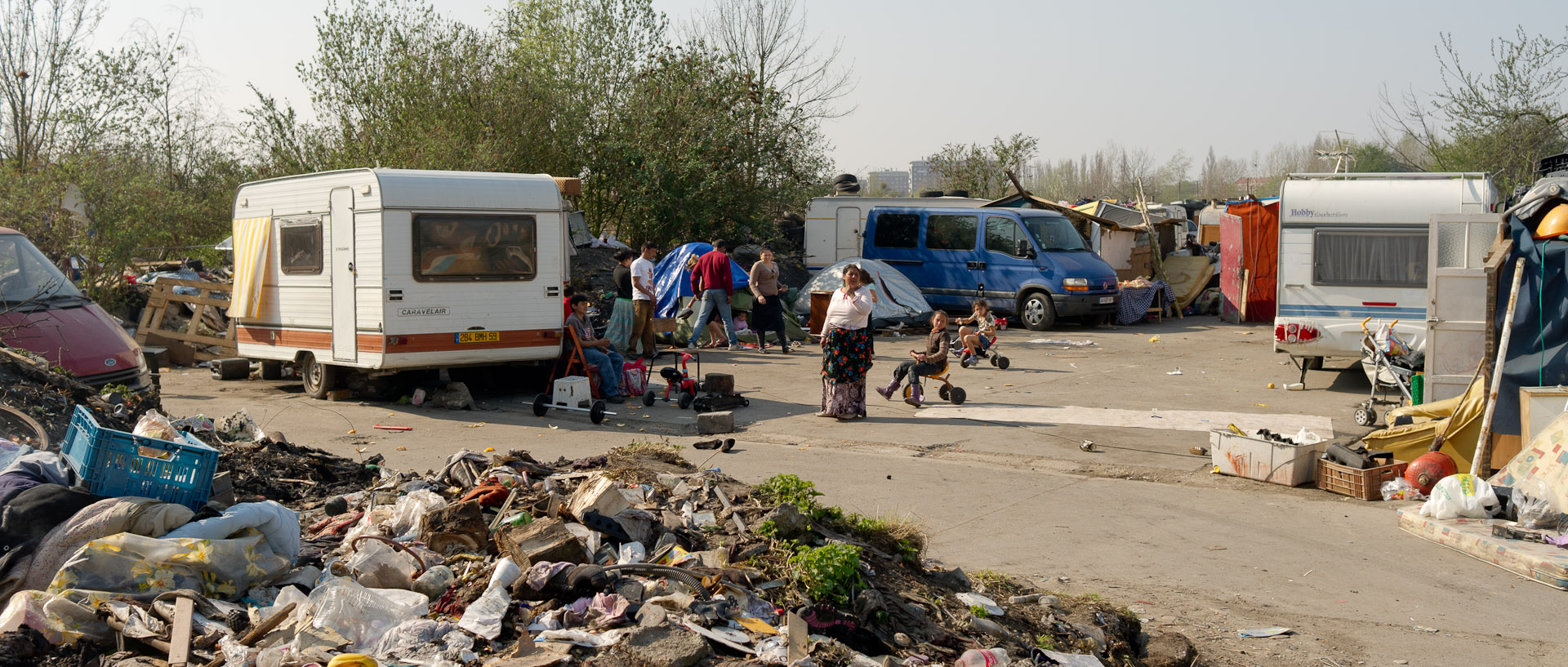 Campement Roms, porte d'Arras, à Lille.