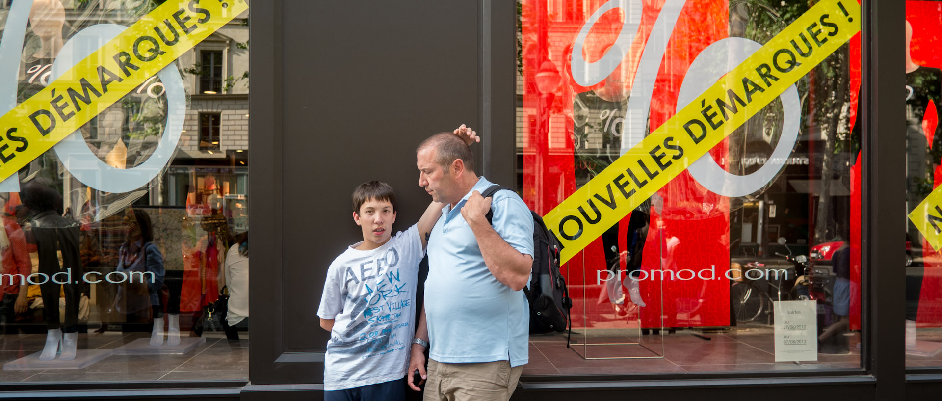 Père et fils, boulevard des Capucines, à Paris.