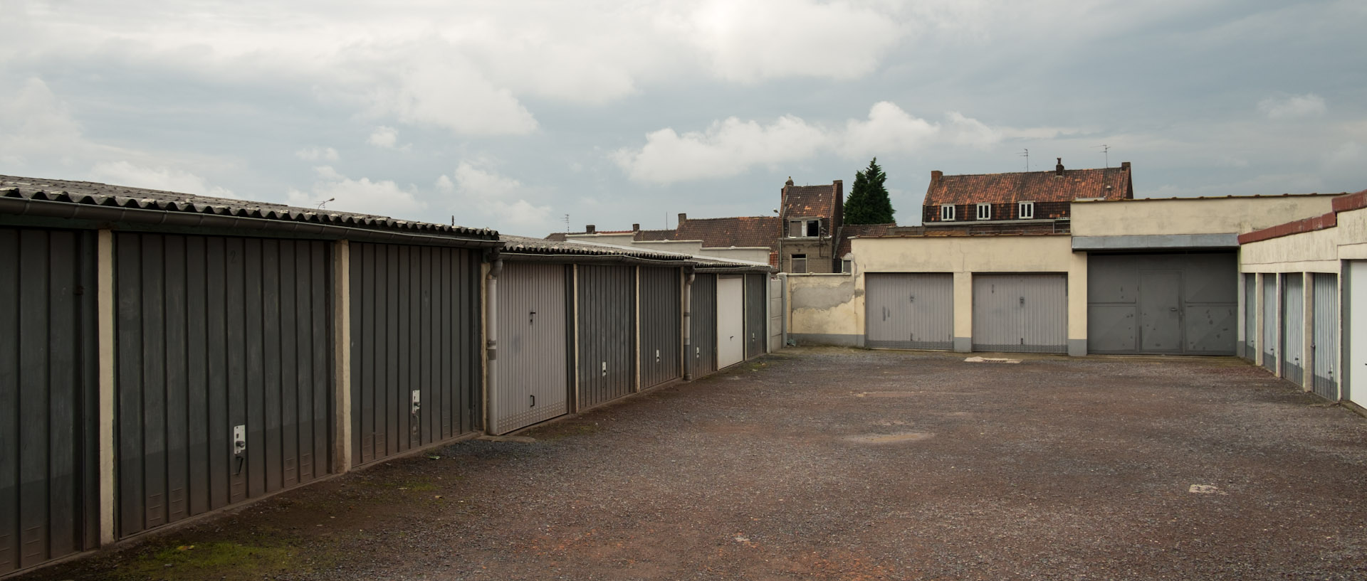 Garages, care Potteau, à Wattrelos.