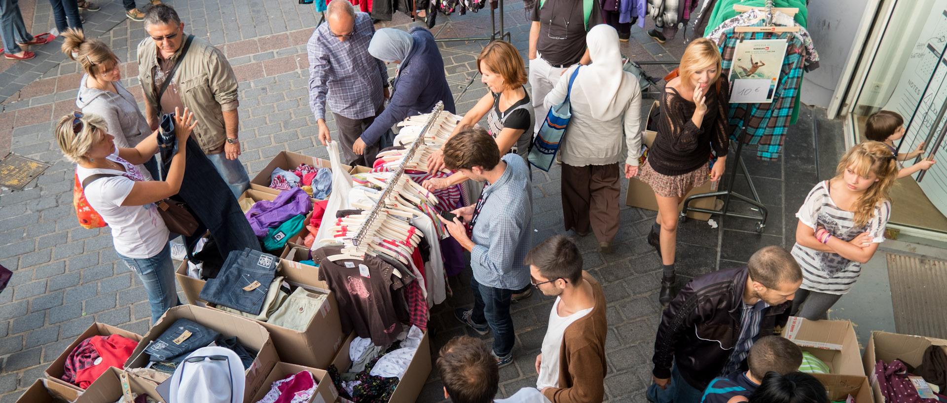 La braderie de Lille, place du Général-de-Gaulle.