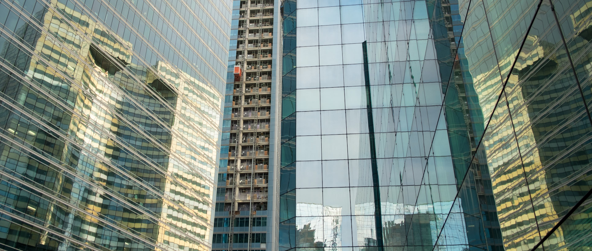 Tours, à Paris La Défense.