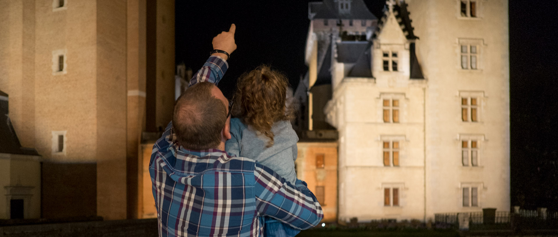 Emerveillement devant le château de Pau.