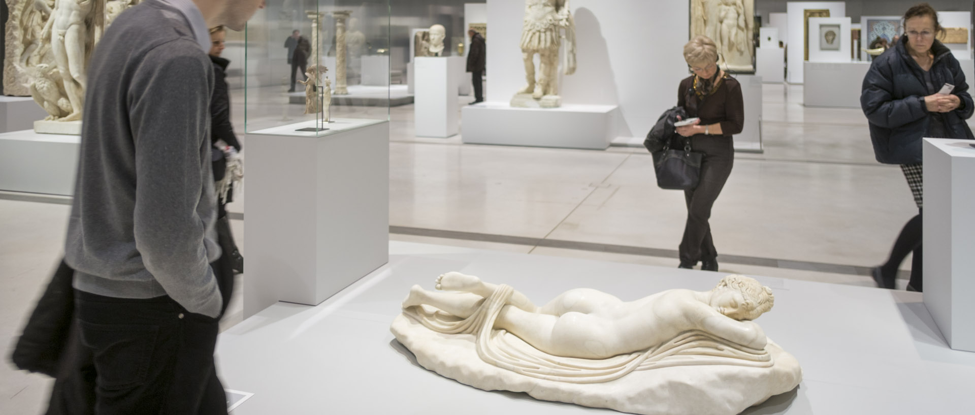 La galerie du temps du Louvre Lens.