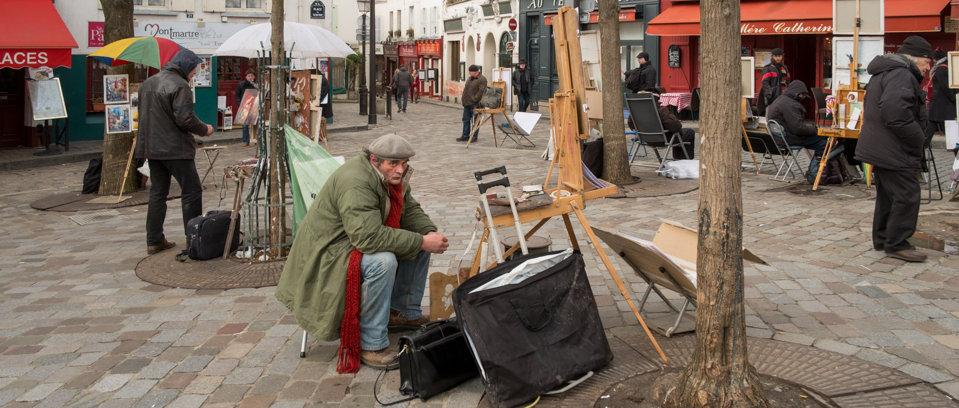 Peintres, place du Tertre, à Montmartre, à Paris.