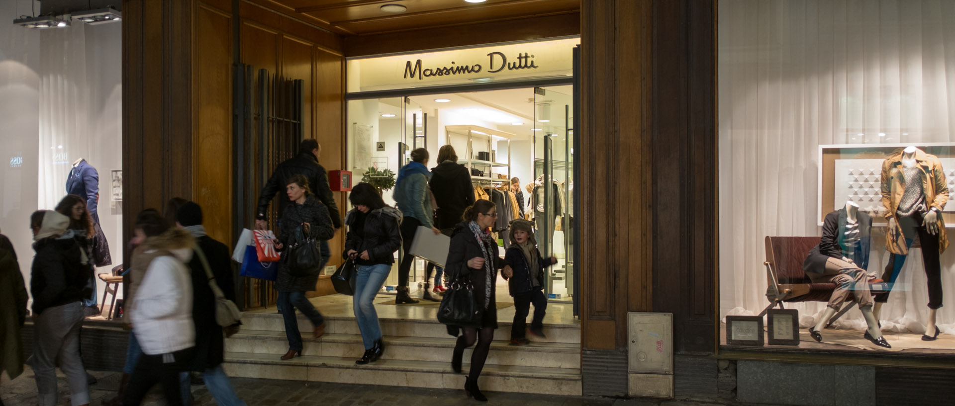 Magasin de vêtements, rue des Chats Bossus, à Lille.